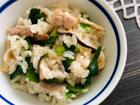 豚肉とニラと干し椎茸の炊き込みご飯